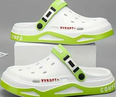 Fashionable Unisex Spring And Summer Casual Clogs - Soft Sole, Breathable Footwear for Outdoor Activ